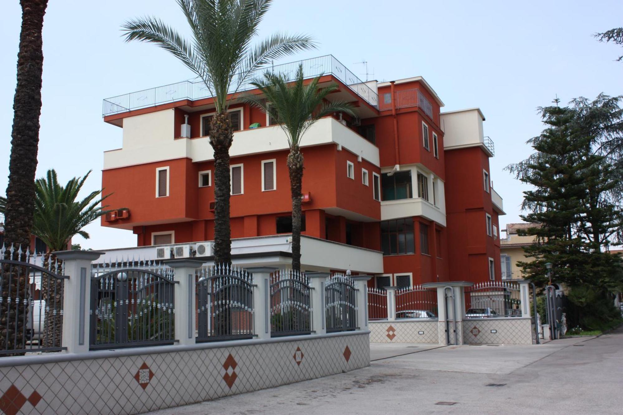 נולה Hotel Il Giardino Degli Aranci מראה חיצוני תמונה