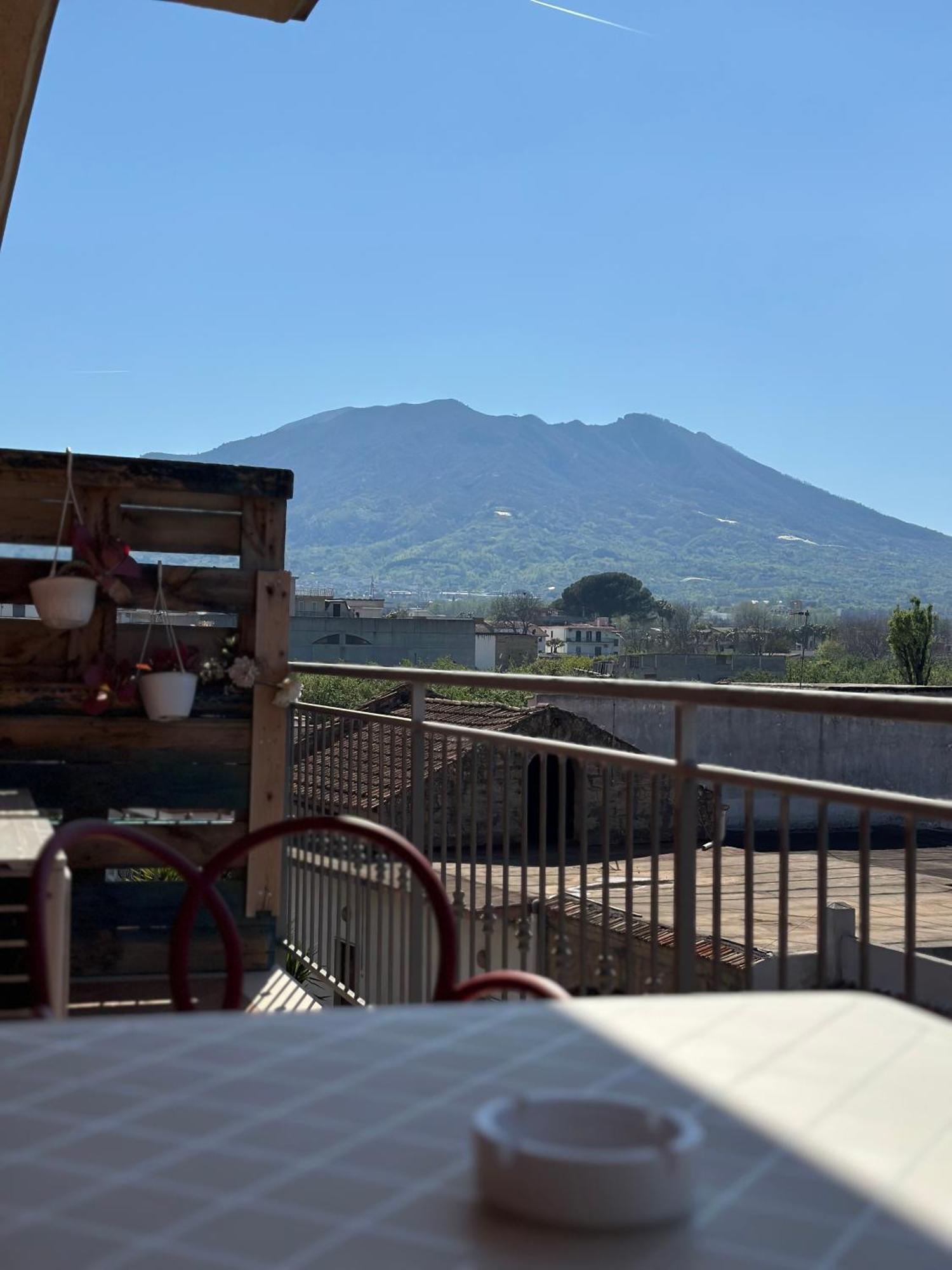 נולה Hotel Il Giardino Degli Aranci מראה חיצוני תמונה