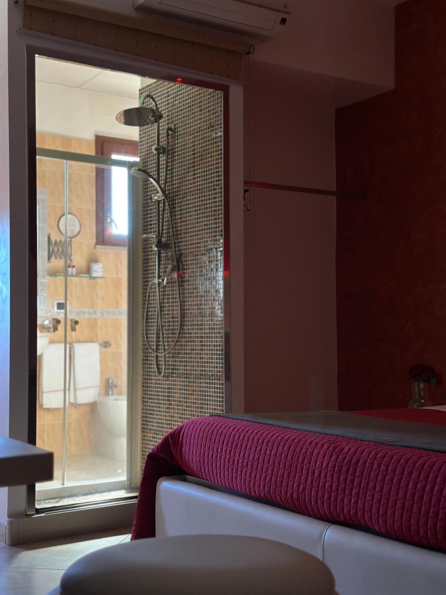 נולה Hotel Il Giardino Degli Aranci מראה חיצוני תמונה