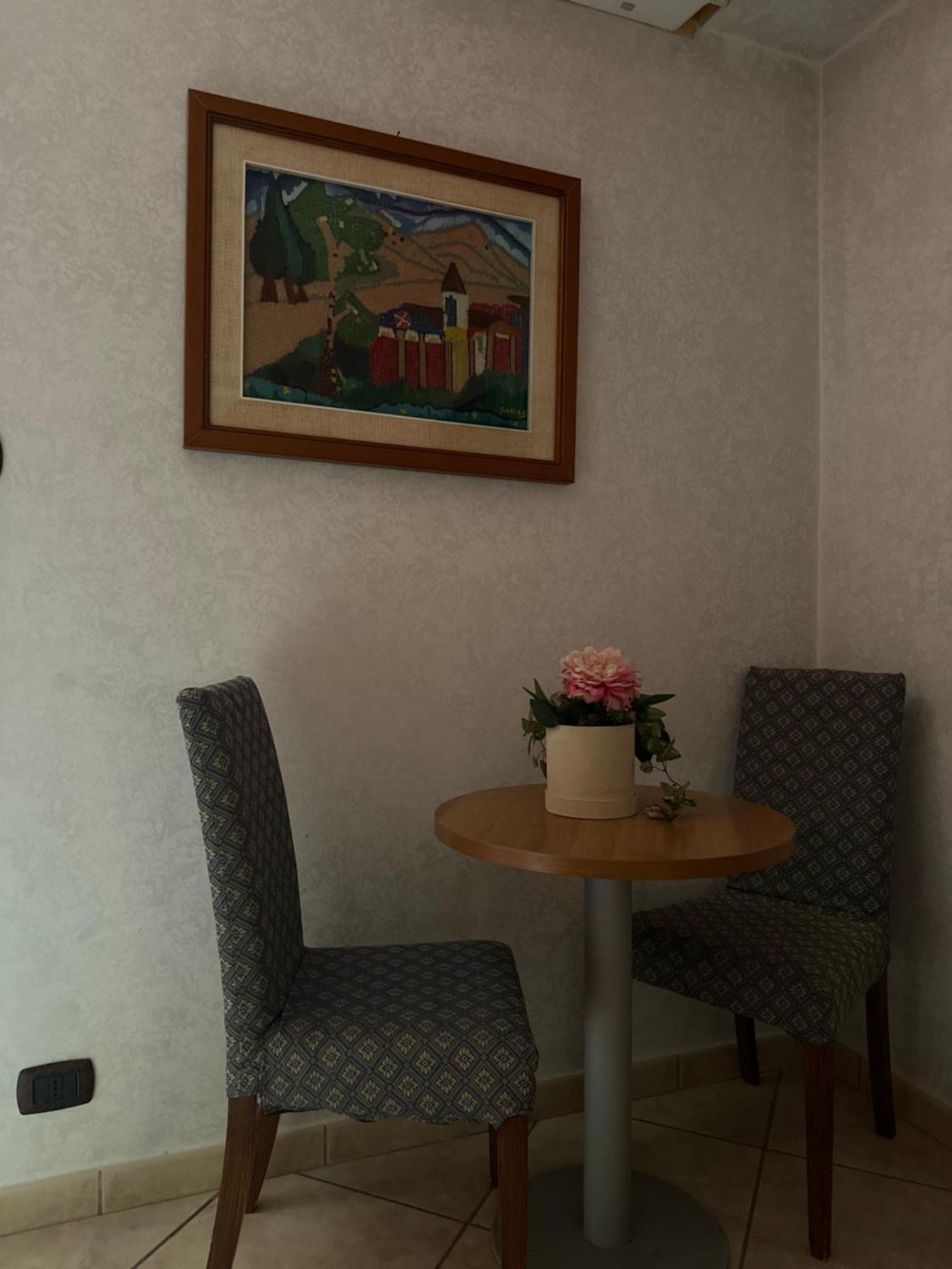 נולה Hotel Il Giardino Degli Aranci מראה חיצוני תמונה