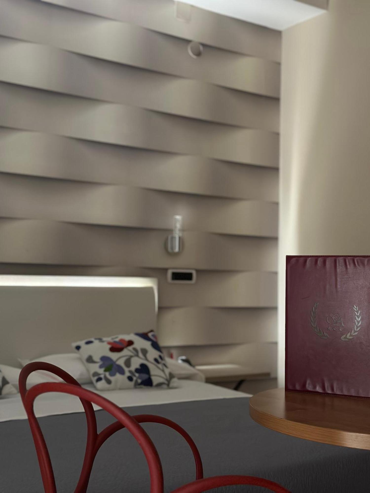נולה Hotel Il Giardino Degli Aranci מראה חיצוני תמונה