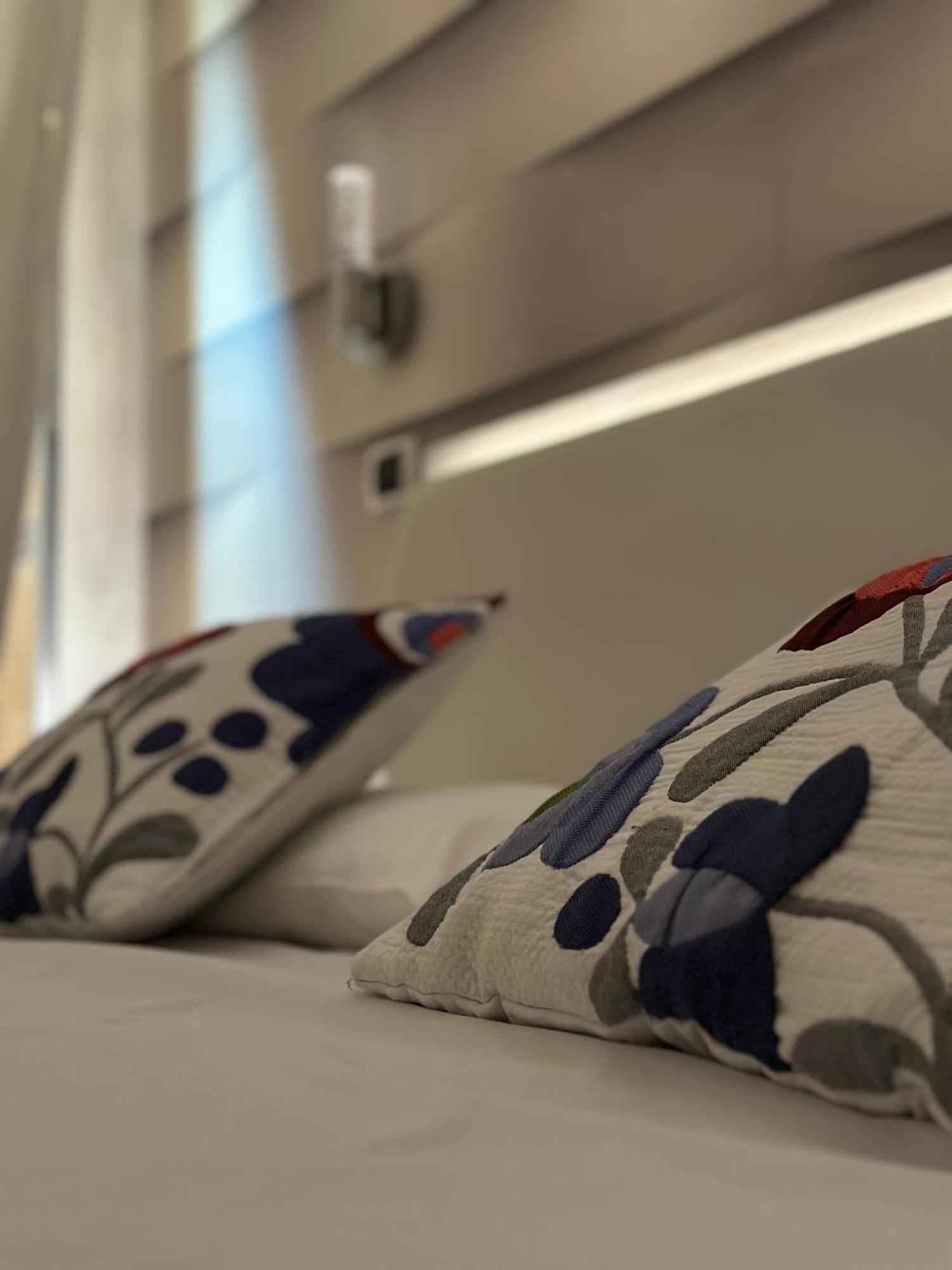 נולה Hotel Il Giardino Degli Aranci מראה חיצוני תמונה
