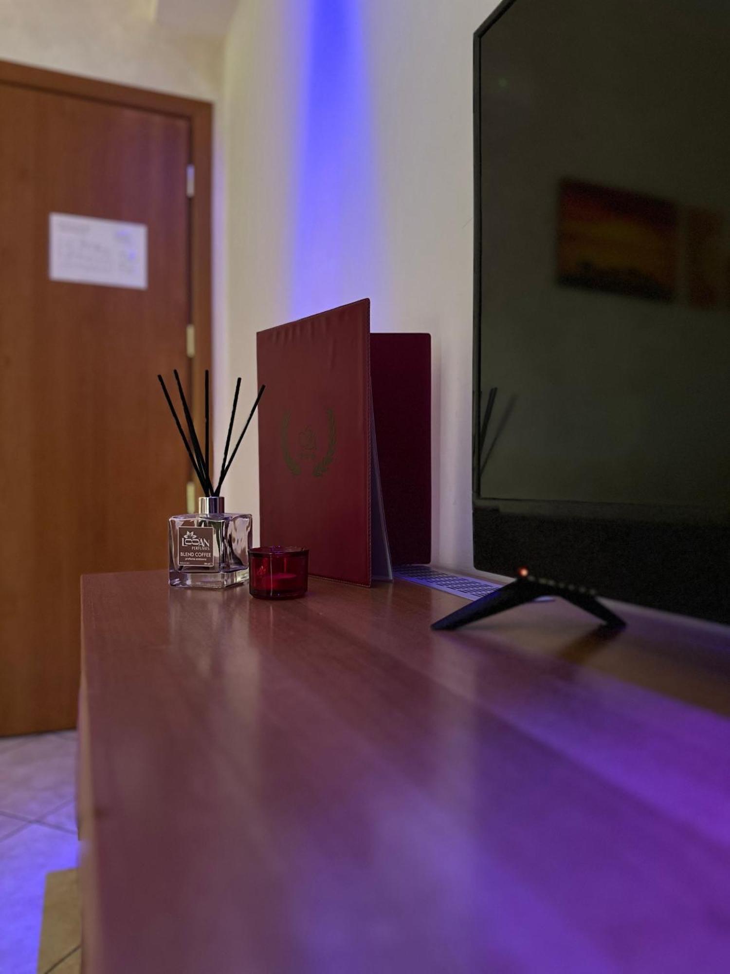 נולה Hotel Il Giardino Degli Aranci מראה חיצוני תמונה