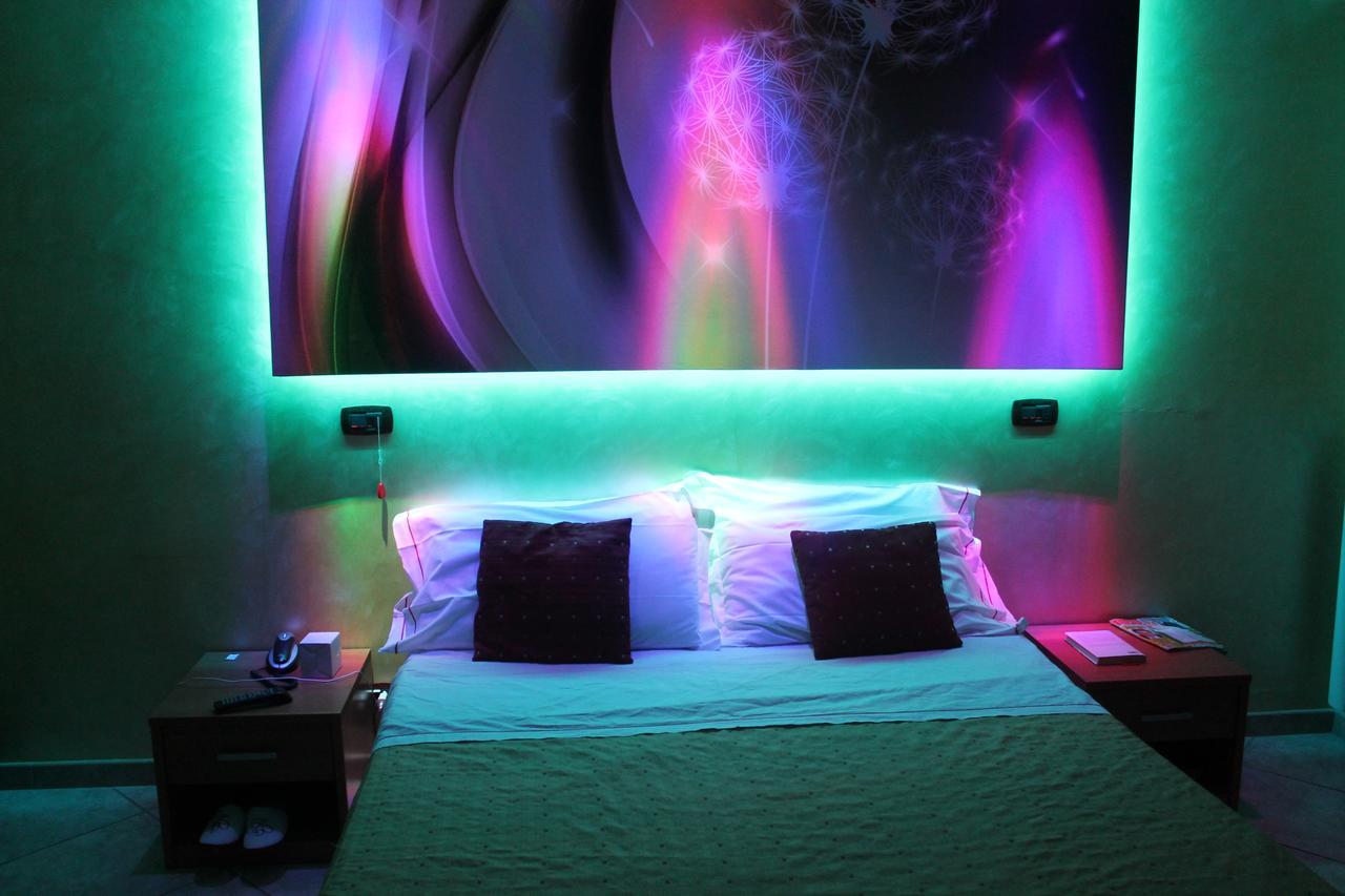 נולה Hotel Il Giardino Degli Aranci מראה חיצוני תמונה