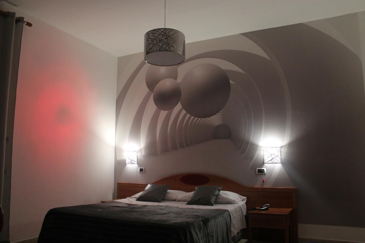 נולה Hotel Il Giardino Degli Aranci מראה חיצוני תמונה