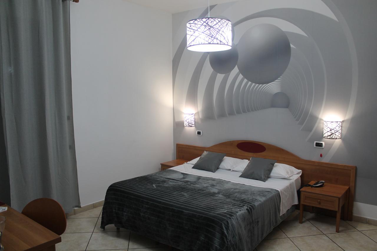נולה Hotel Il Giardino Degli Aranci מראה חיצוני תמונה