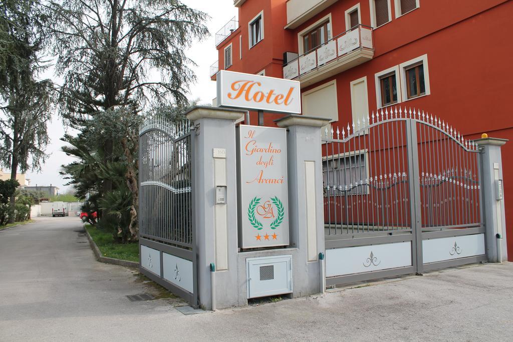 נולה Hotel Il Giardino Degli Aranci מראה חיצוני תמונה