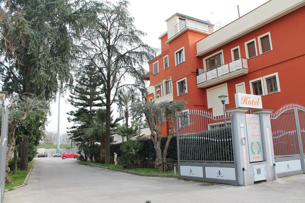 נולה Hotel Il Giardino Degli Aranci מראה חיצוני תמונה