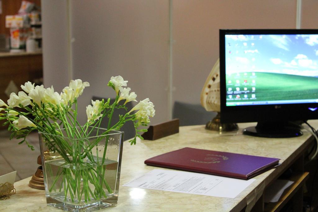 נולה Hotel Il Giardino Degli Aranci מראה חיצוני תמונה