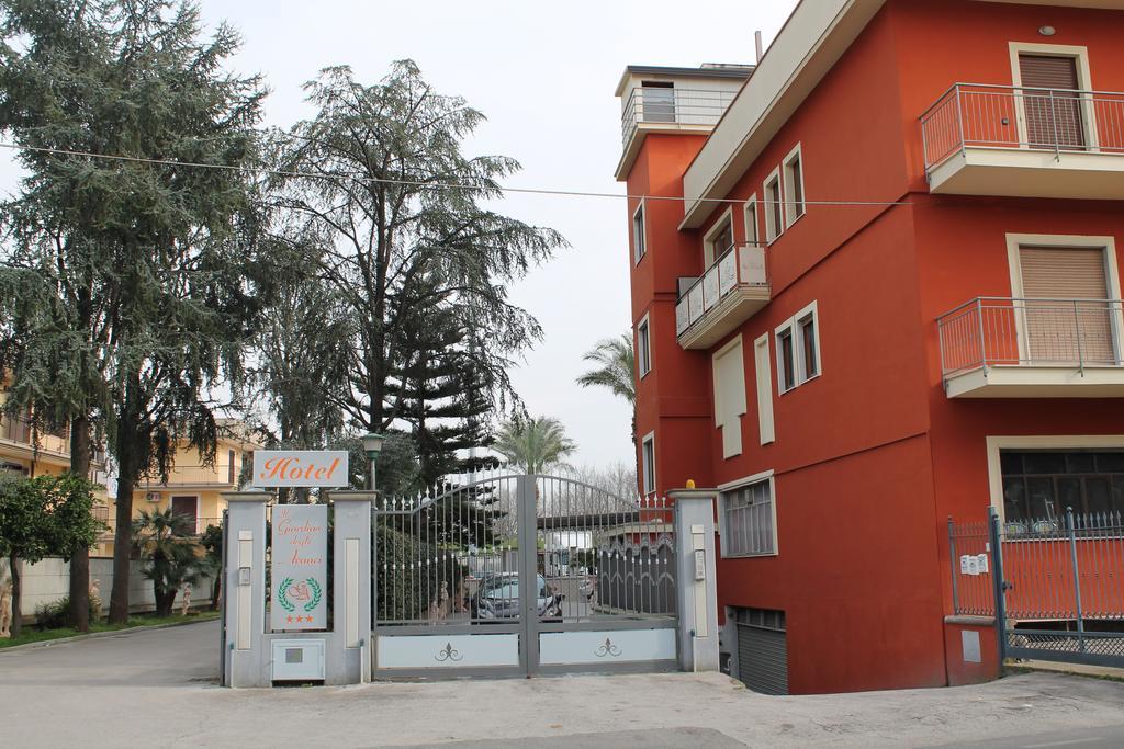 נולה Hotel Il Giardino Degli Aranci מראה חיצוני תמונה